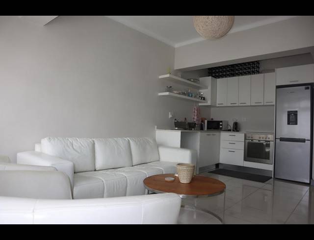 1 BEDROOM PROPERTY TO RENT IN SEA POINT